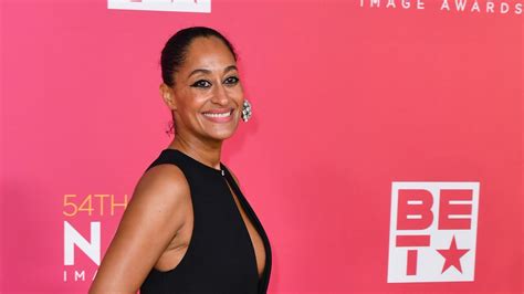 tracee ellis ross nude|Tracee Ellis Ross Shows Off Toned Abs In Topless Instagram Video